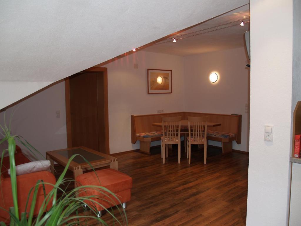Apart Rustica Kaunertal Luaran gambar