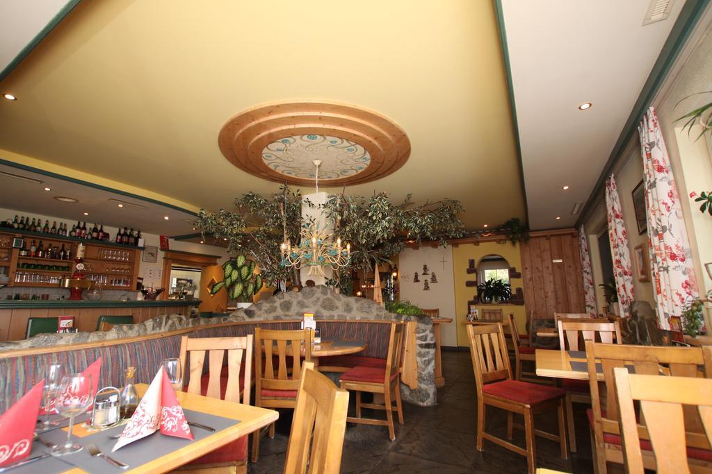 Apart Rustica Kaunertal Luaran gambar