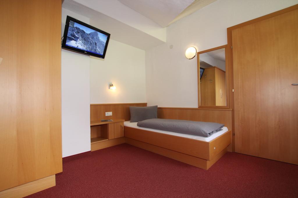 Apart Rustica Kaunertal Luaran gambar
