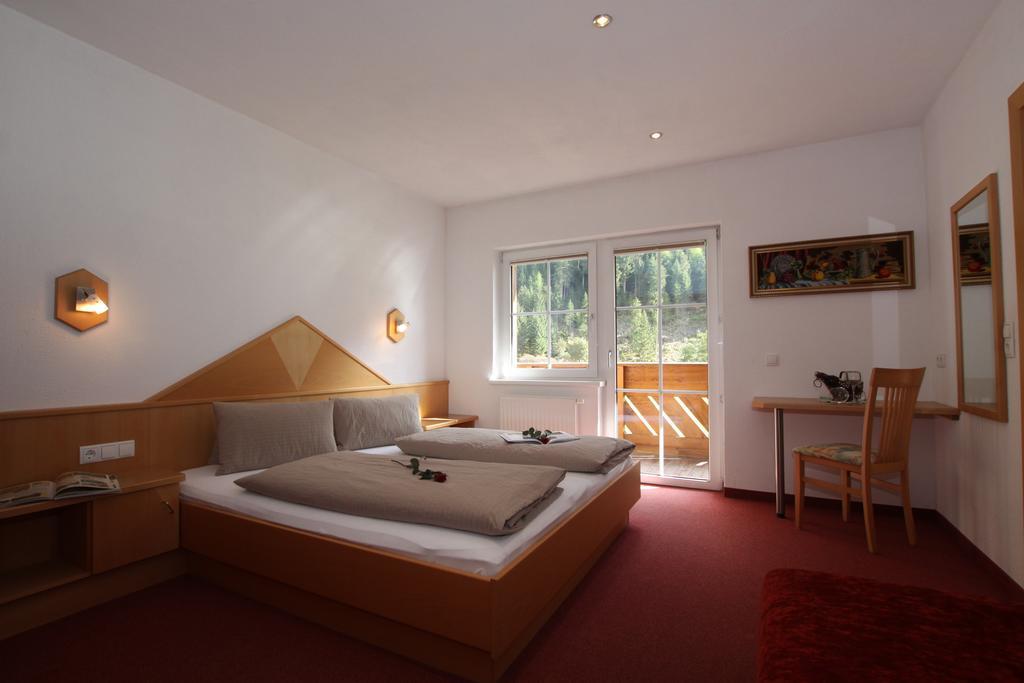 Apart Rustica Kaunertal Luaran gambar